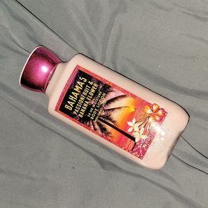 B&BW FS "Bahamas passionfruit & banana flower" scented